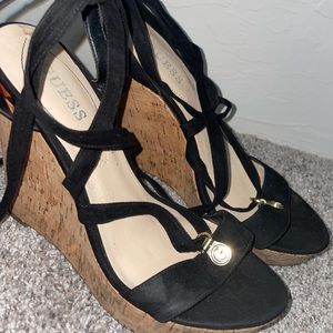 GUESS wrap up wedges